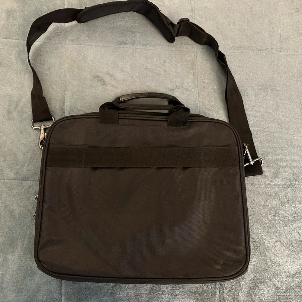 NWOT - Dell Laptop bag - Fits 13” inch laptop